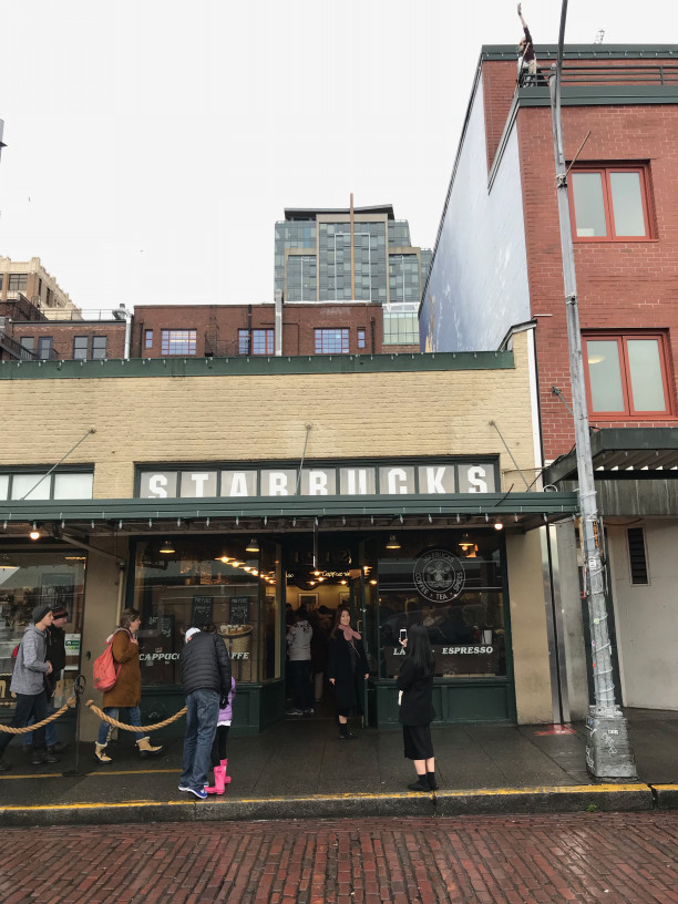 スターバックス発祥の地シアトルで巡る1号店 リザーブ ロースタリー テイスティング ルームそして本社 シアトル Vogue Blog
