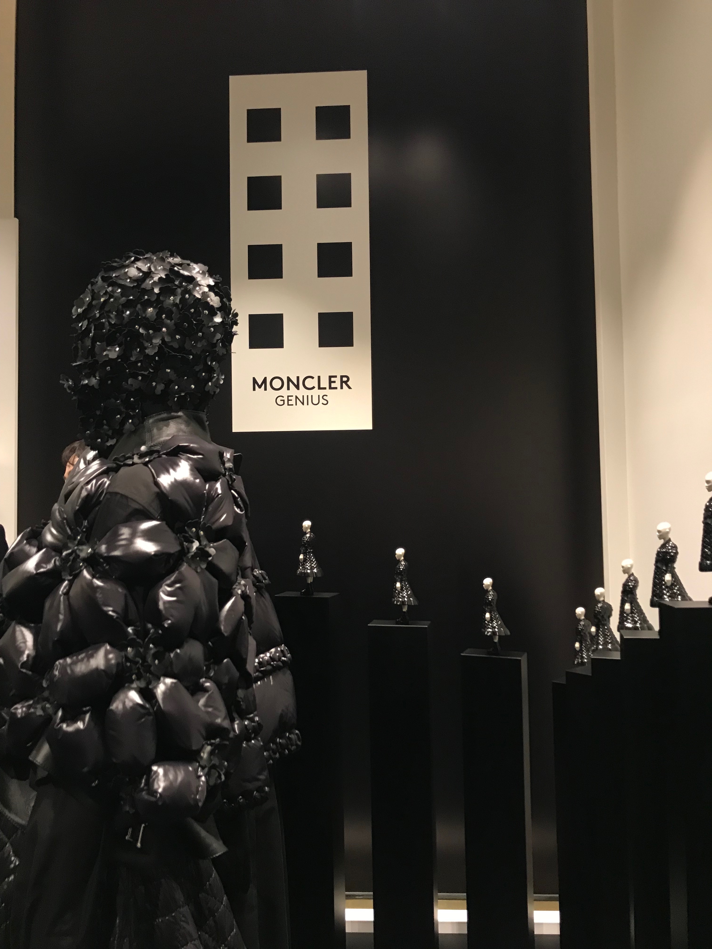 モンクレール GENIUS ハウスオブジーニアス 人気の「モンクレール
