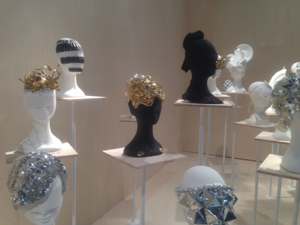 加茂克也展 100headpieces Vogue Blog