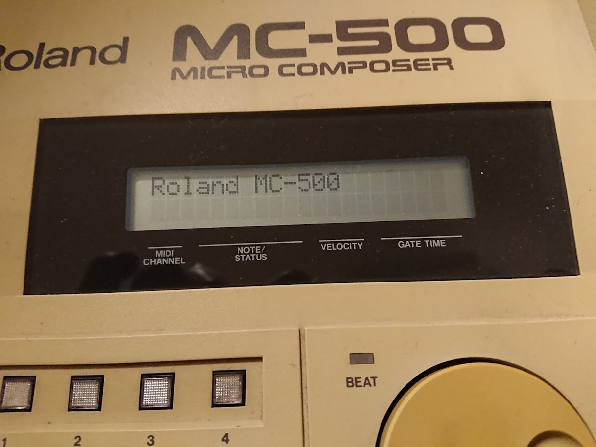 ピンバッジ Roland MC-500 - 器材