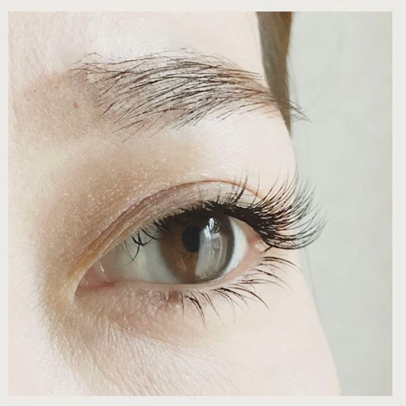 Eyelash Portaat Hair Salon