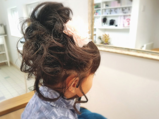 結婚式子供ヘアアレンジ Hair Studio M A R L I R O まぁるいろ