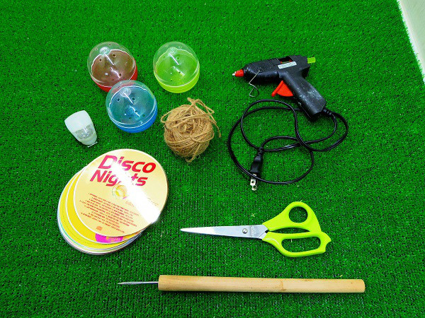 工作 Diyレシピ ミニミラーボールの作り方 こども工作教室 Tuquro 東京三鷹 工作 Diyレシピ ミニミラーボールの作り方 こども工作教室 Tuquro 東京三鷹