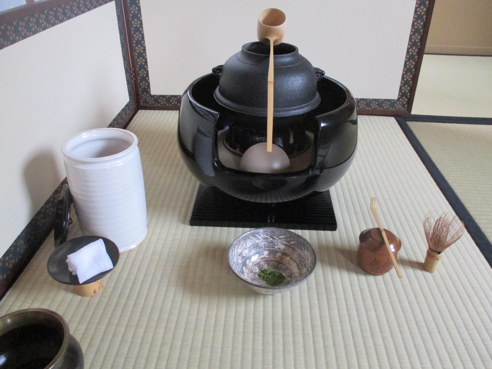 10月の稽古 中置 濃茶点前・薄茶点前 | 裏千家 佐藤宗真茶道教室