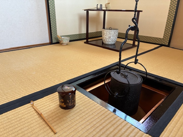 3月の稽古 釣釜 初炭手前・濃茶点前 | 裏千家 佐藤宗真茶道教室