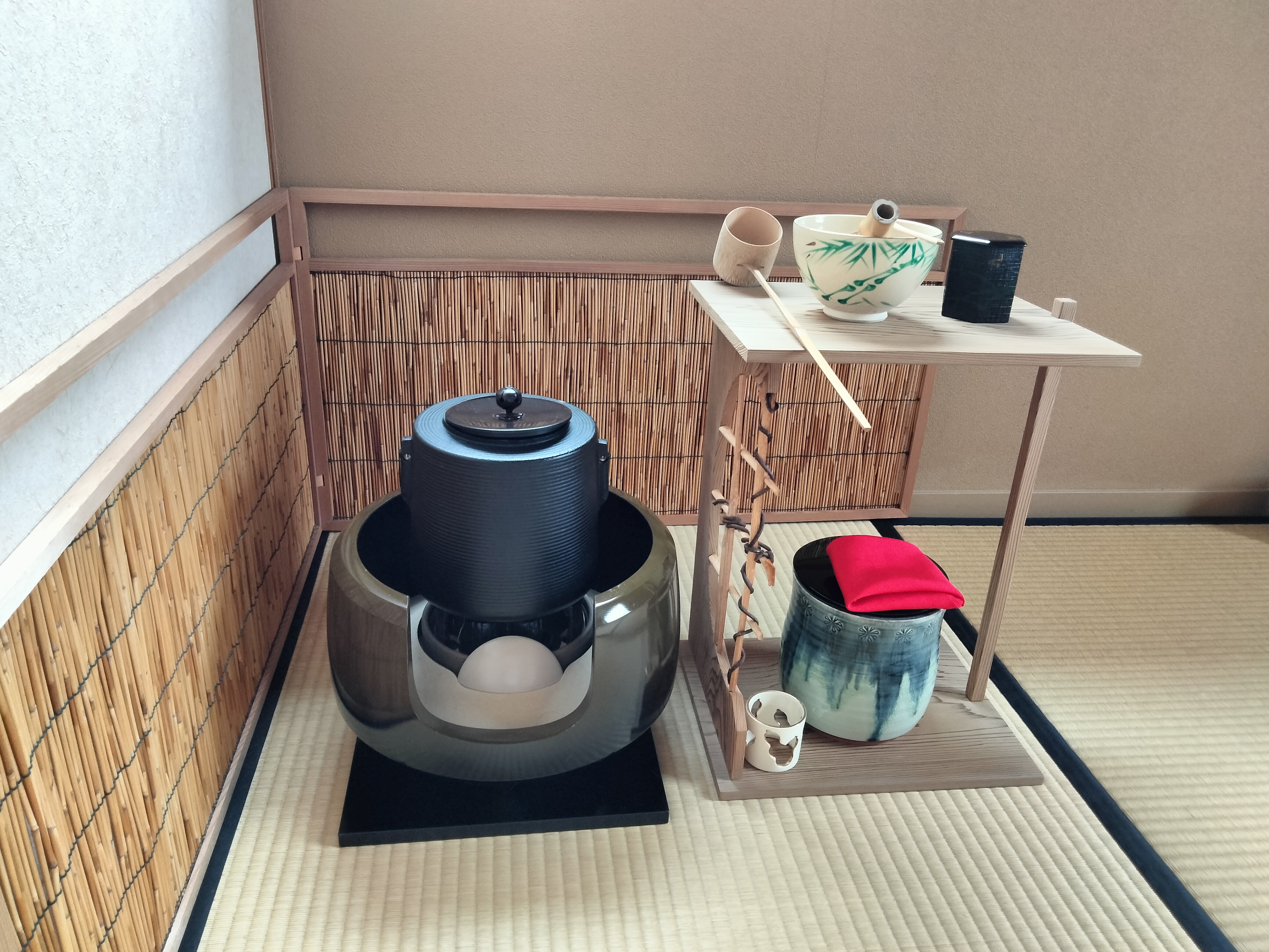 6月の稽古 台天目・点茶盤 初炭手前 | 裏千家 佐藤宗真茶道教室