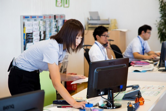 母親として頑張る姿を子供にも見てほしい 阿部勝自動車工業株式会社 19 Recruit