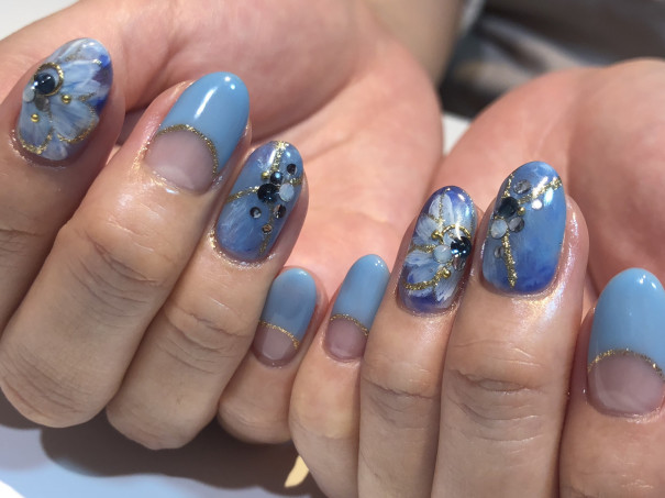 パラジェルで秋のフラワーブルーネイル 京橋美容室 ネイルサロン Stella Nail ネイリスト宮田