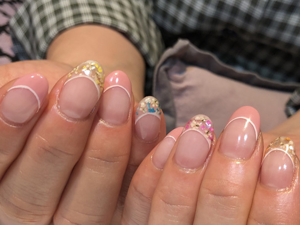 パラジェルで押し花のフレンチネイル 京橋美容室 ネイルサロン Stella Nail ネイリスト宮田