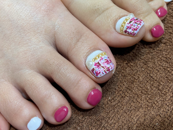 パラジェルでフットツイードネイル 京橋美容室 ネイルサロン Stella Nail ネイリスト宮田