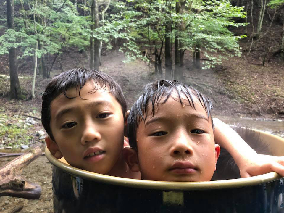 ドラム缶風呂 岩魚つかみキャンプ かいじゅうの森ようちえん ドラム缶風呂 岩魚つかみキャンプ かいじゅうの森ようちえん