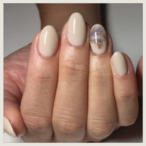 指が持つ意味を知る ネイルアートはどの指に Due Mani