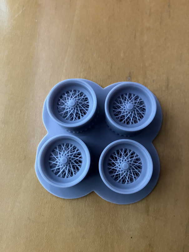 WH19 1/24スケール 一体ワイヤーホイール250GTOタイプ | PLUSALFA