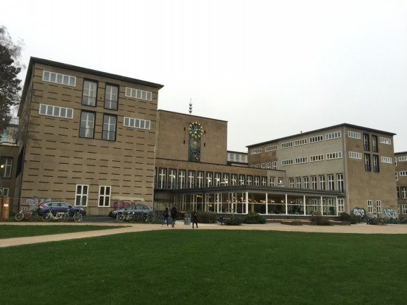 ケルン大学に潜入 Dai Ippo ケルン大学に潜入 Dai Ippo