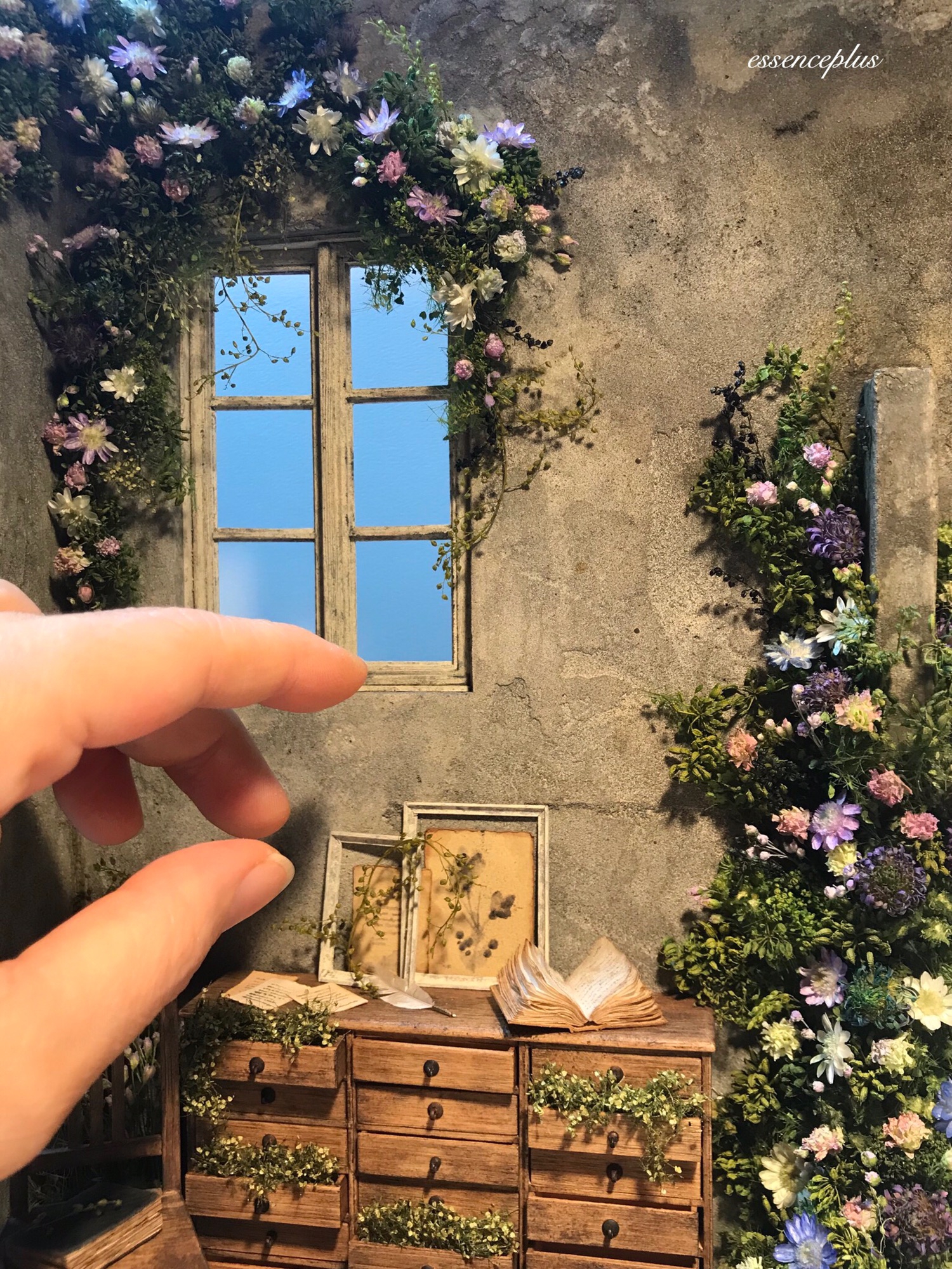 有名ミニチュア作家様 ミニチュアフラワーアート作品 完成しました✾ #秋桜 #コスモス #花束 #ミニチュアフラワー