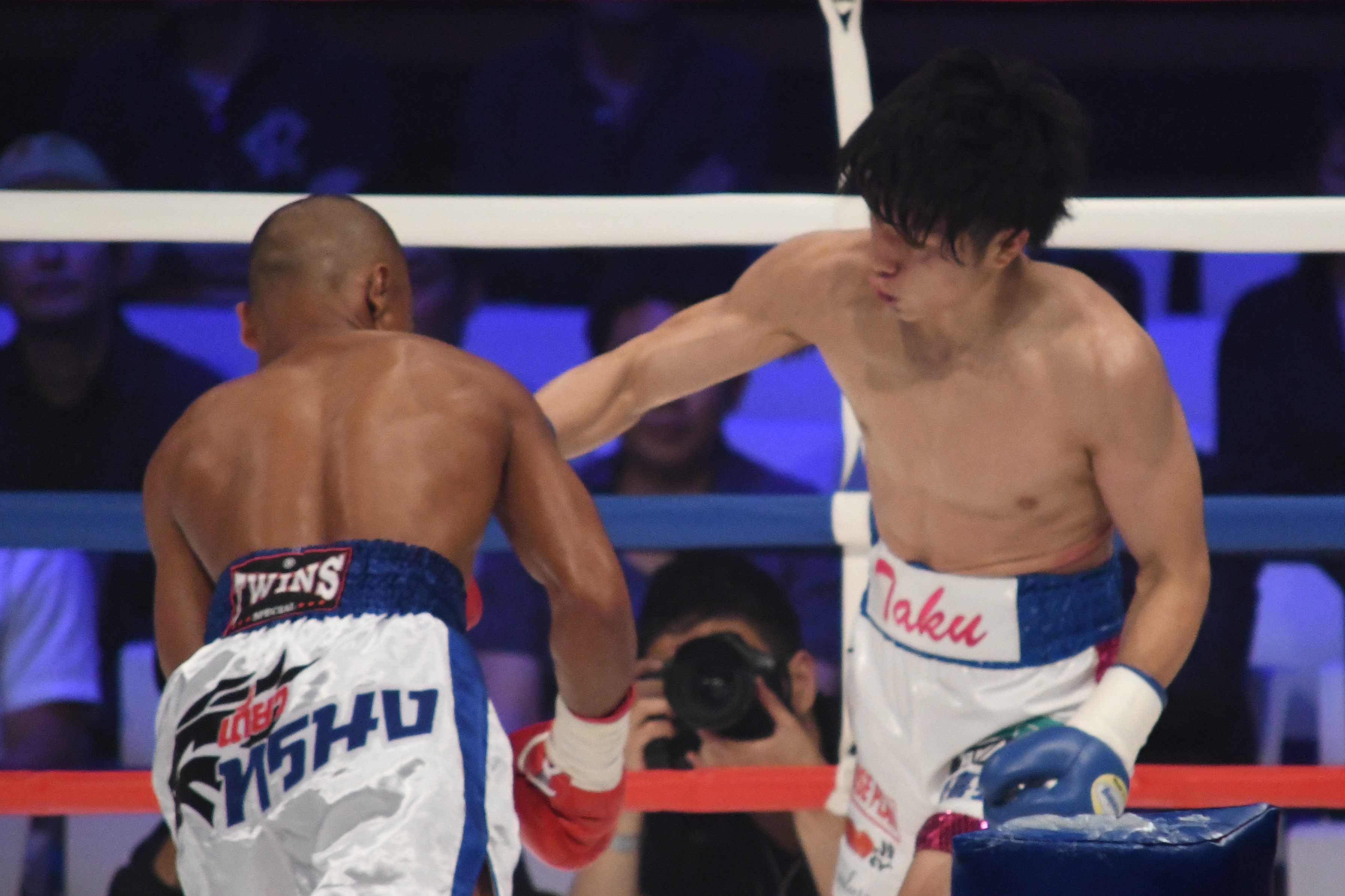 ジェイミー•マクドネルvs井上尚弥 ボクシングポスターB2 初回