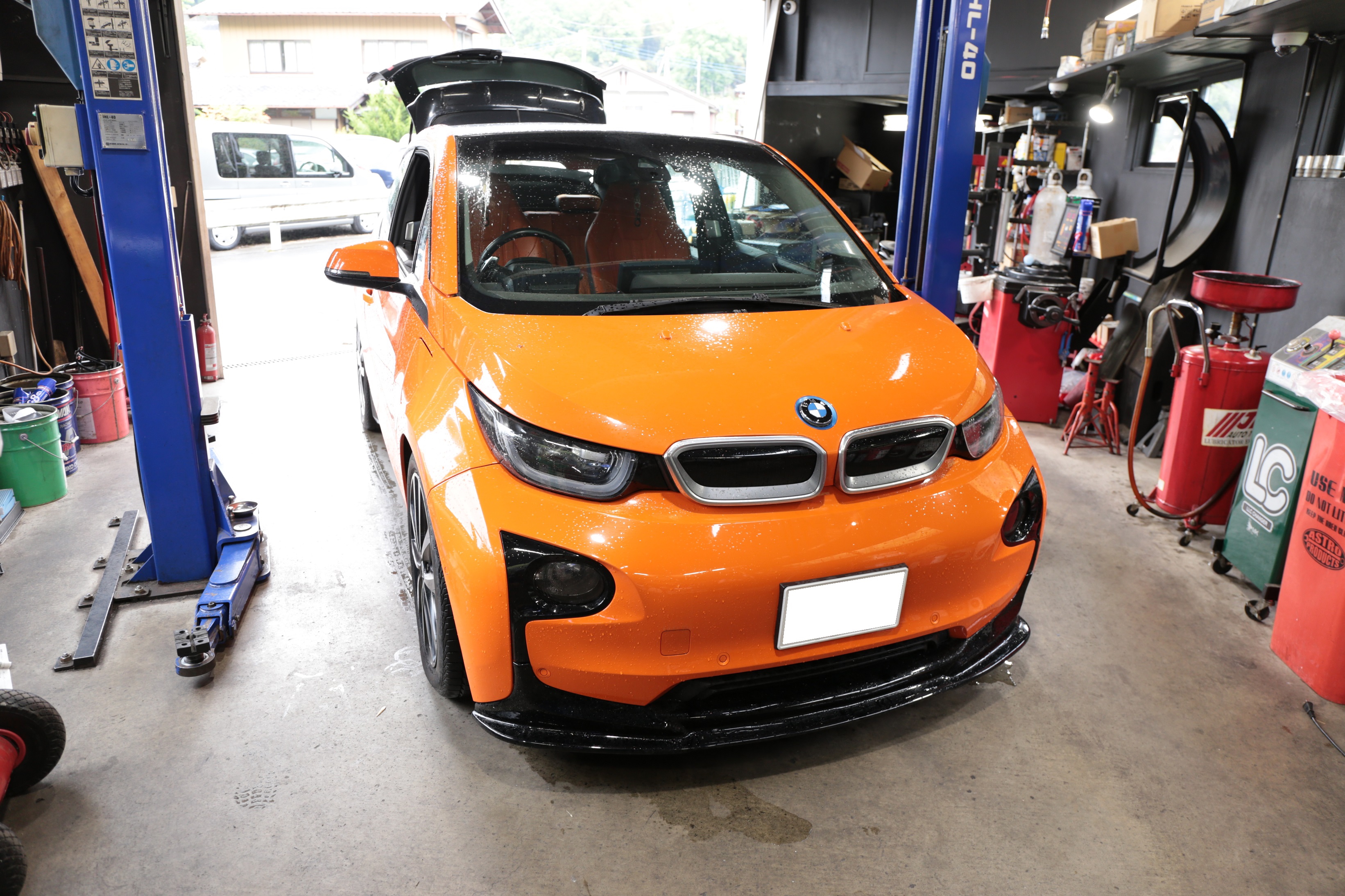 BMW i3 レンジエクステンダー 1Z06 車検 絶賛整備中！ 群馬県