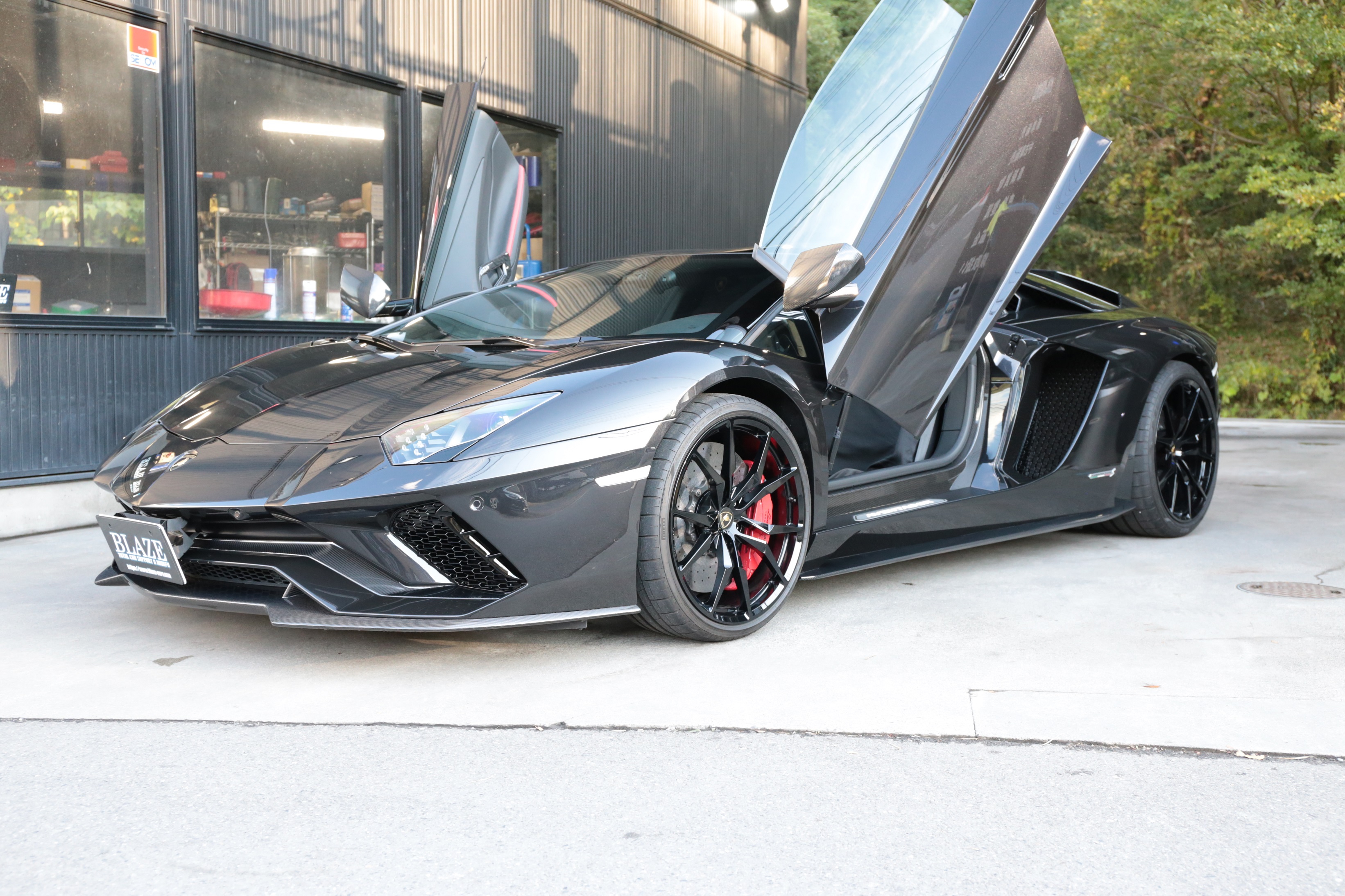 ランボルギーニ アヴェンタドール ロードスターS LP700-4 2018年モデル