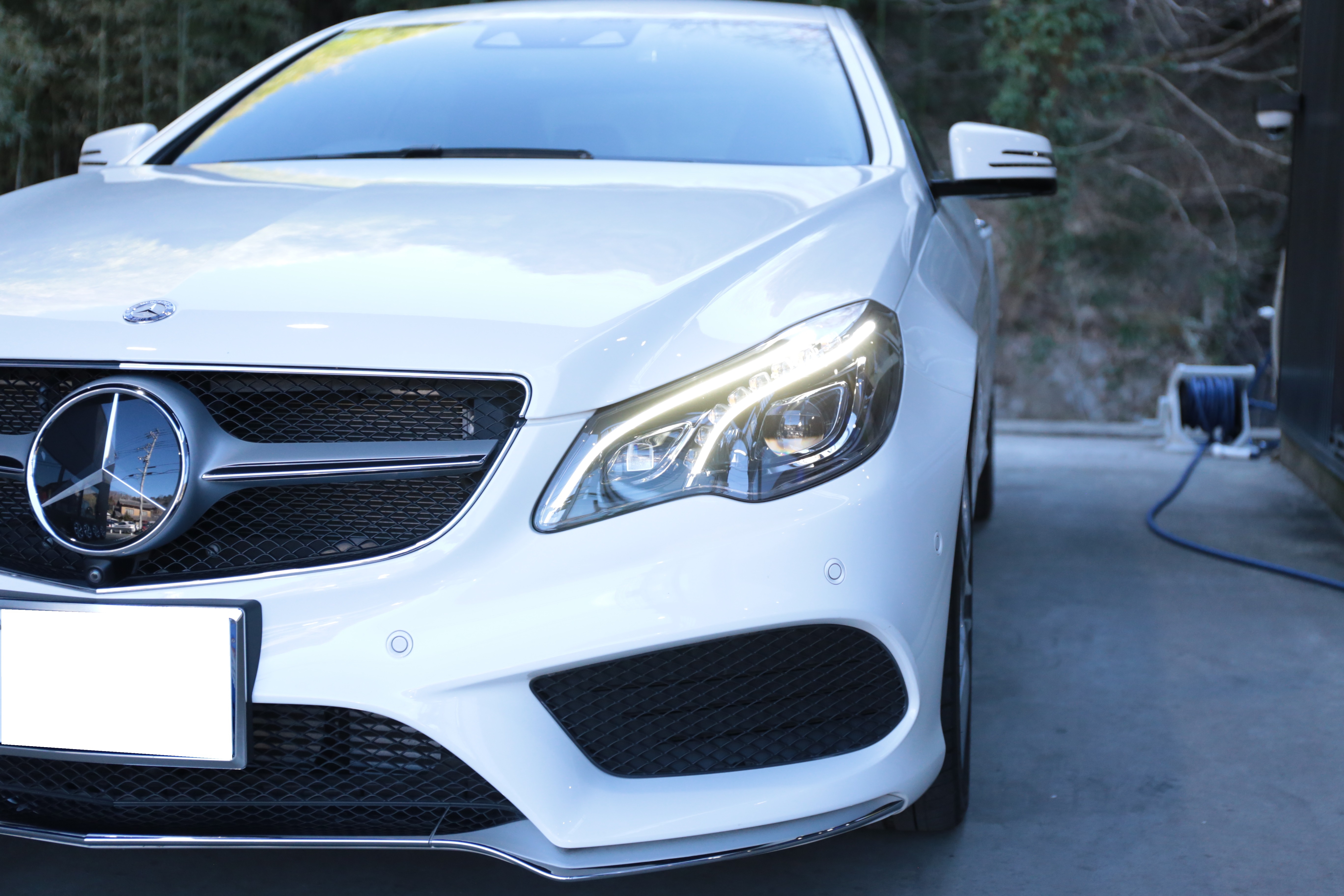メルセデスベンツ MercedesBenz Eクラスクーペ デイライト デイ
