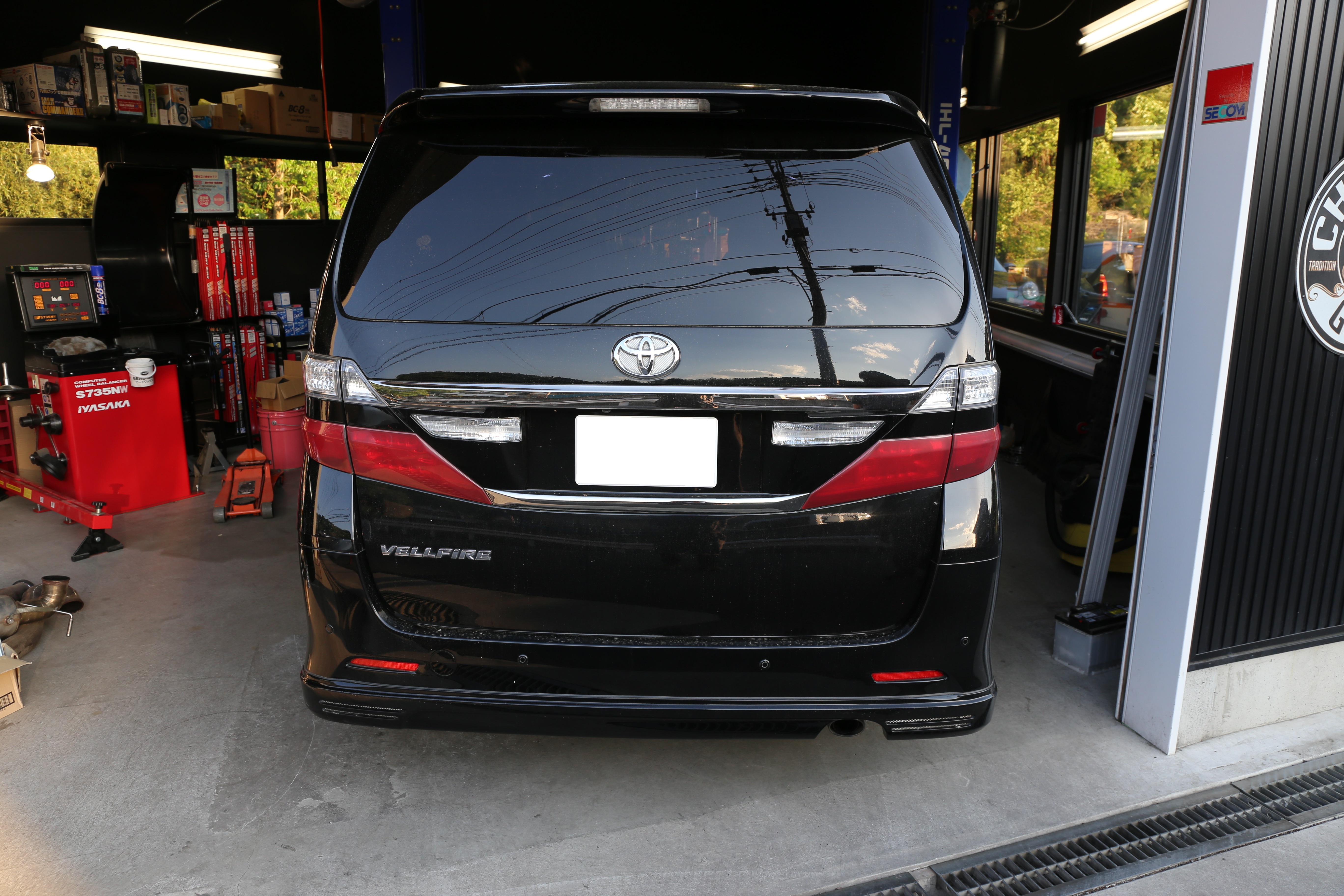 トヨタ ヴェルファイア 20 テールライト 交換 ヴァレンティ