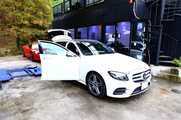 メルセデスベンツ ｅクラスワゴン ｓ２１３ 御成約車両 持ち込み部品取り付け 高崎で輸入車 中古車売買 コーディングならblaze ブレイズ へ Blaze Total Car Support Modify In Takasaki Gunma