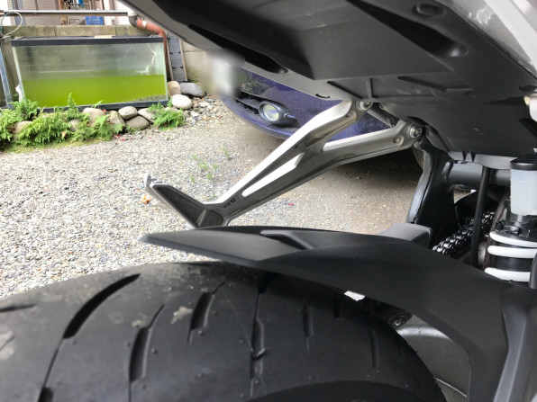 ヘルメットロック取り付け Cbr250rr Mc51 ゲンダマブログ