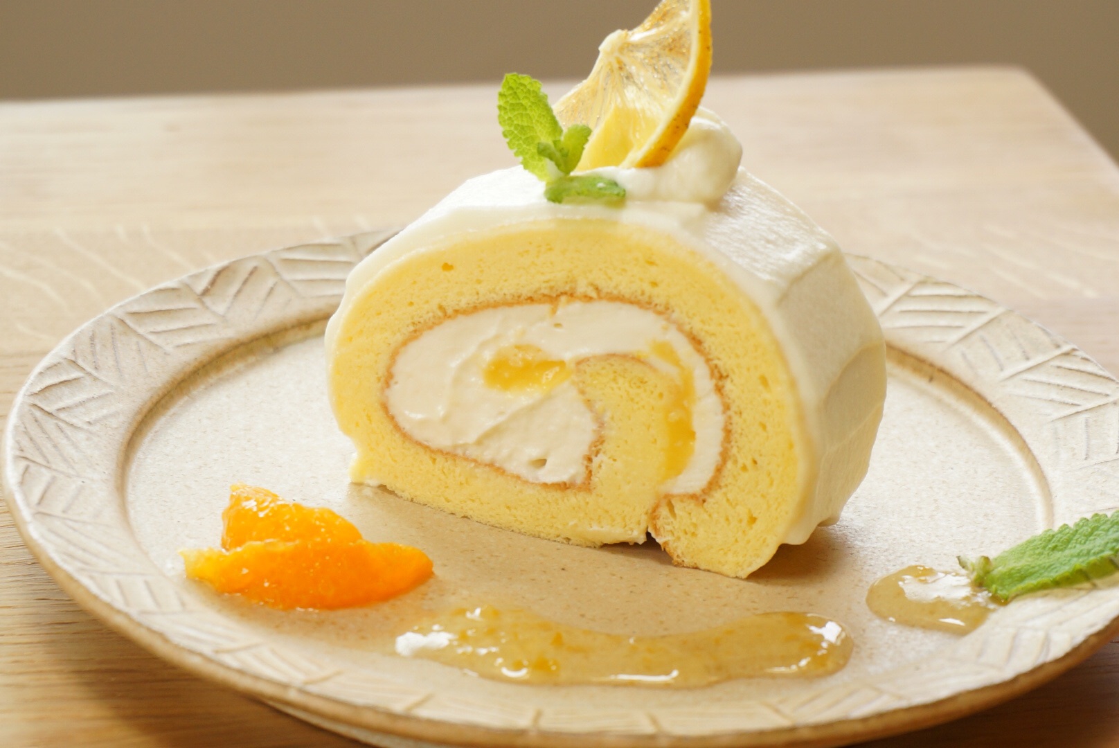 6月 レモンとチーズクリームのロールケーキ フルーツグラノーラ パフェ お菓子教室 Umeco
