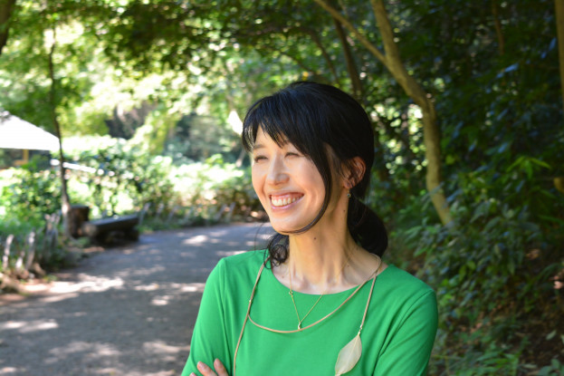 Profile Desert Flower 砂漠に咲く 一輪の花