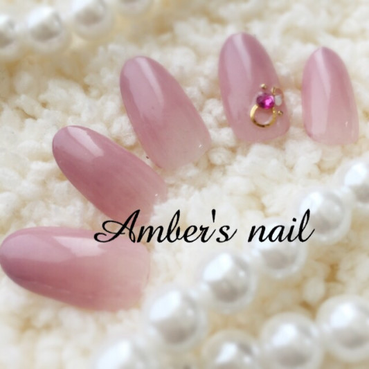 モーヴピンクで深めグラデーション 菊川市 ネイル Amber S Nail アンバーズネイル