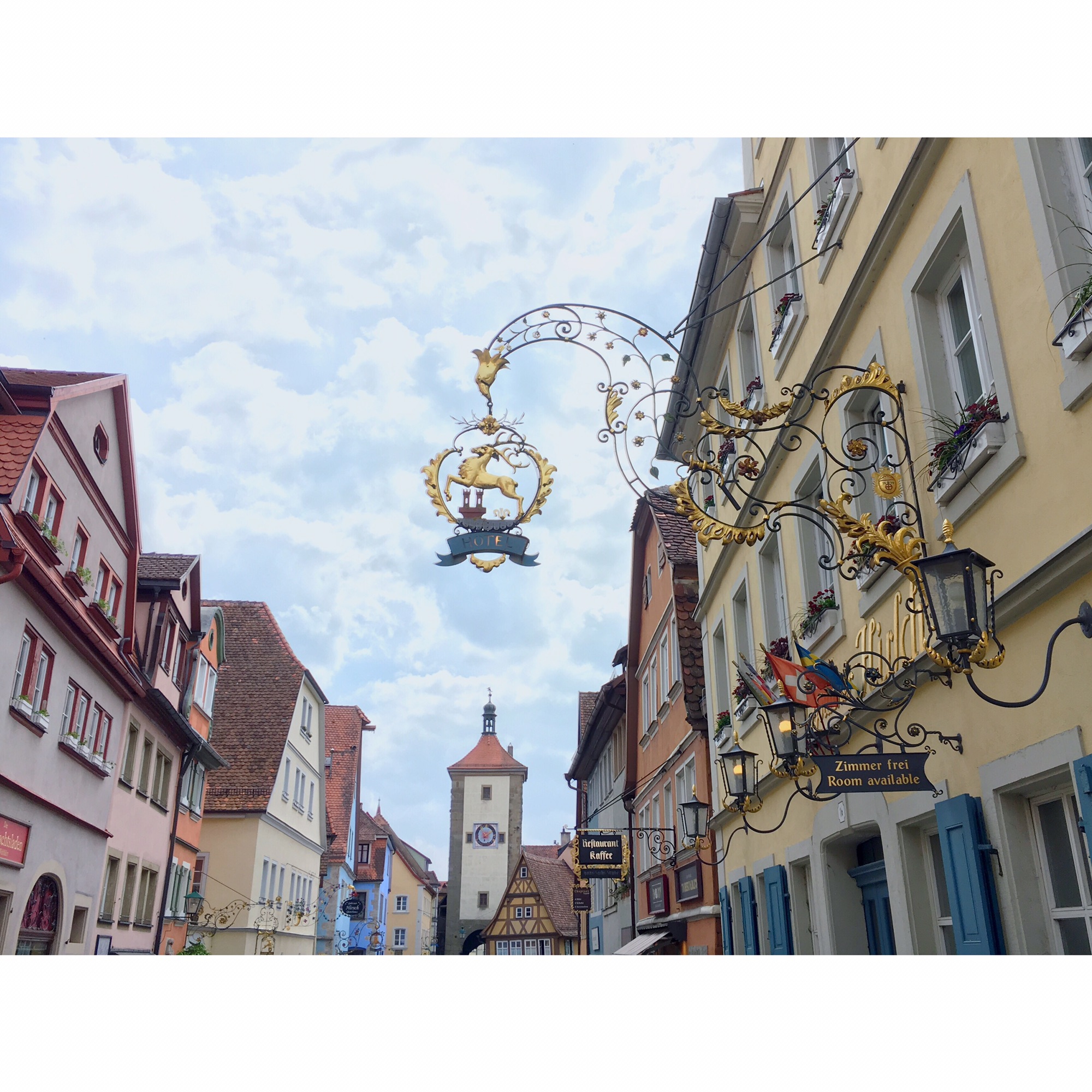 2689 外国切手 ドイツ 建物 城堡 風景 美しいデザイン 4種 未使用