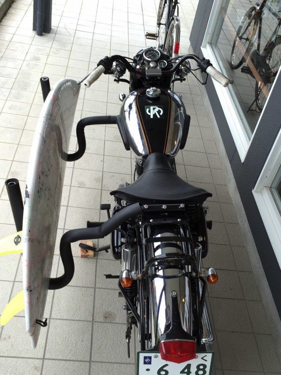 バイクでサーフィンへ Surf Salon Rico Suave Blog