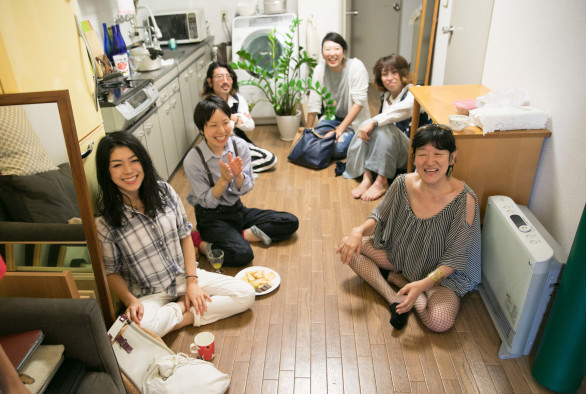 旅のできごと 智子 Letters