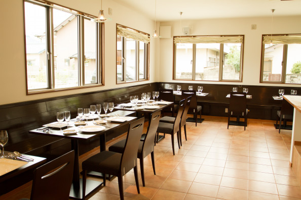 フォト ビストロ ブゾアン Bistro Besoin フォト ビストロ ブゾアン Bistro Besoin