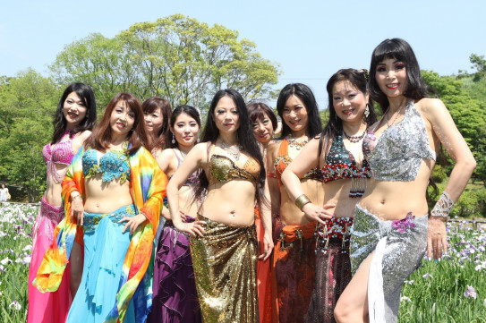 5 3は博多どんたく港まつりパレード Bellydance Najm Fukuoka