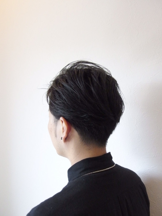 ソフトなオールバック Tom Hair