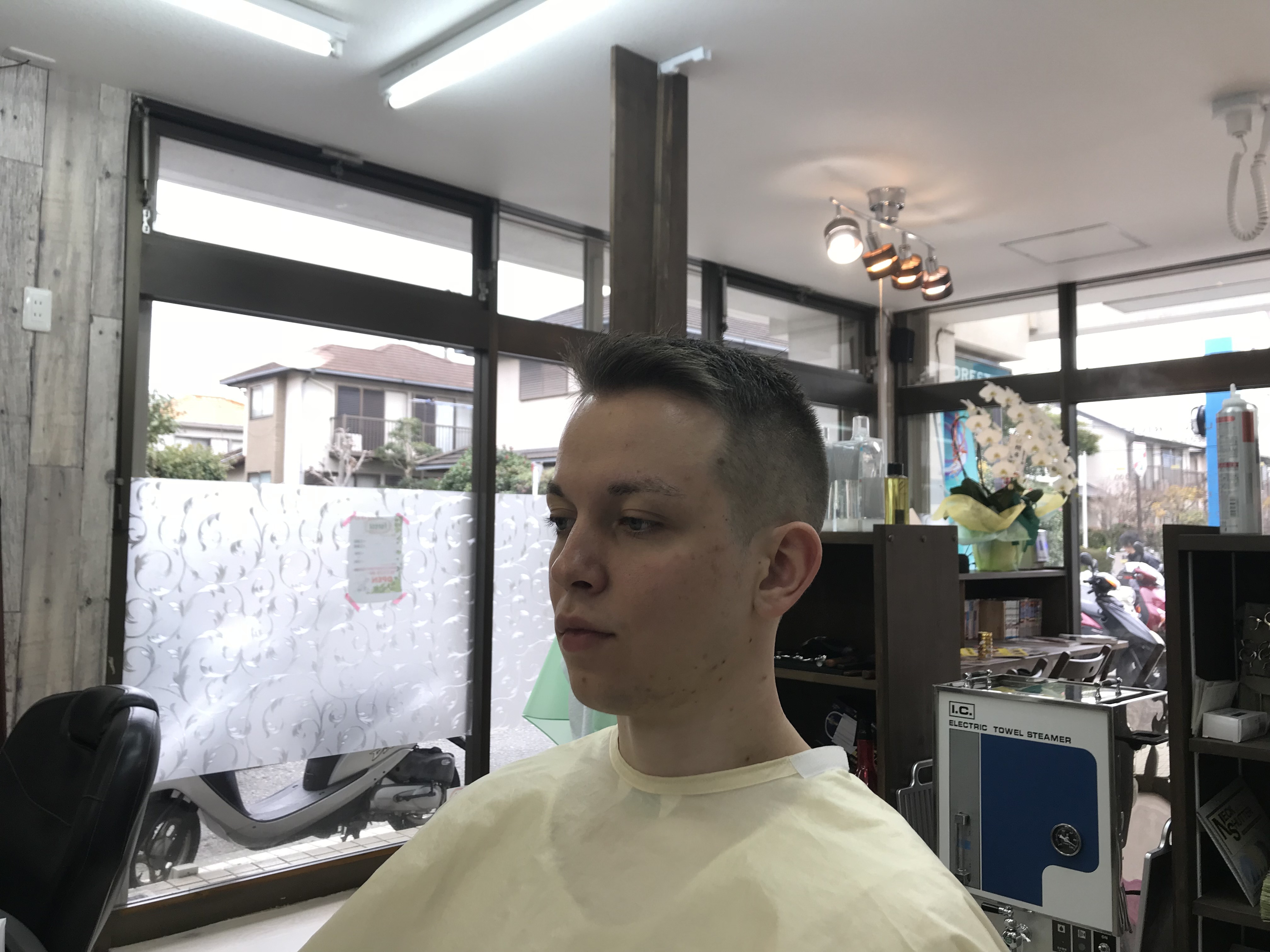 自衛隊カット Shave Hair Cut Forest