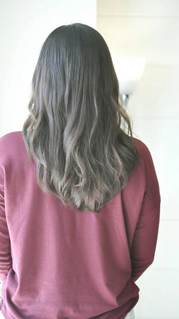 縮毛矯正 コテ巻きアレンジ グレージュ系グラデーションカラー 沖縄 浦添 美容室 Hair Support Salon Embellir 縮毛矯正 コテ巻きアレンジ グレージュ系グラデーションカラー 沖縄 浦添 美容室 Hair Support Salon Embellir