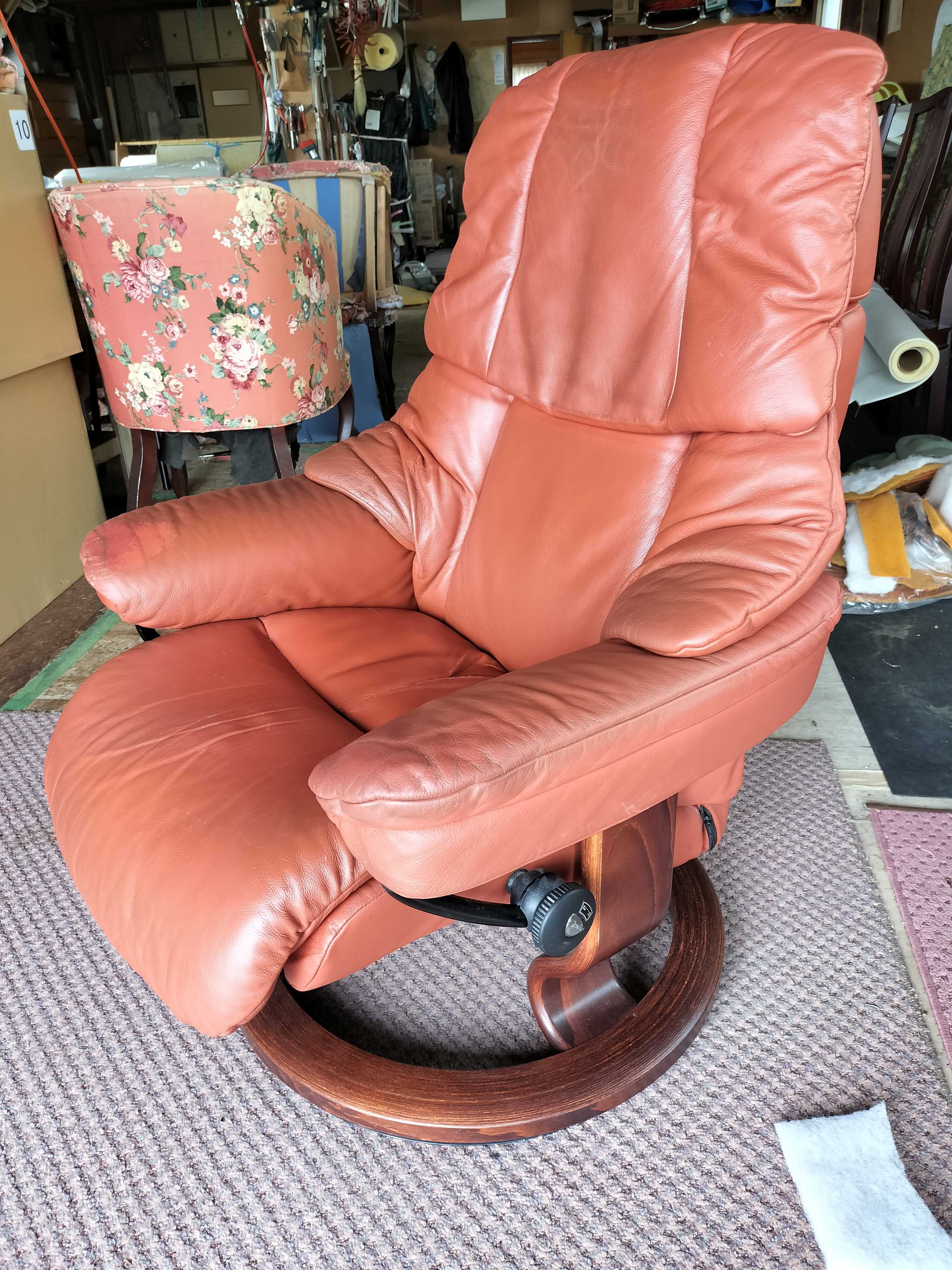 エコーネス ストレスレスチェア ウレタン交換 | タック家具サービス