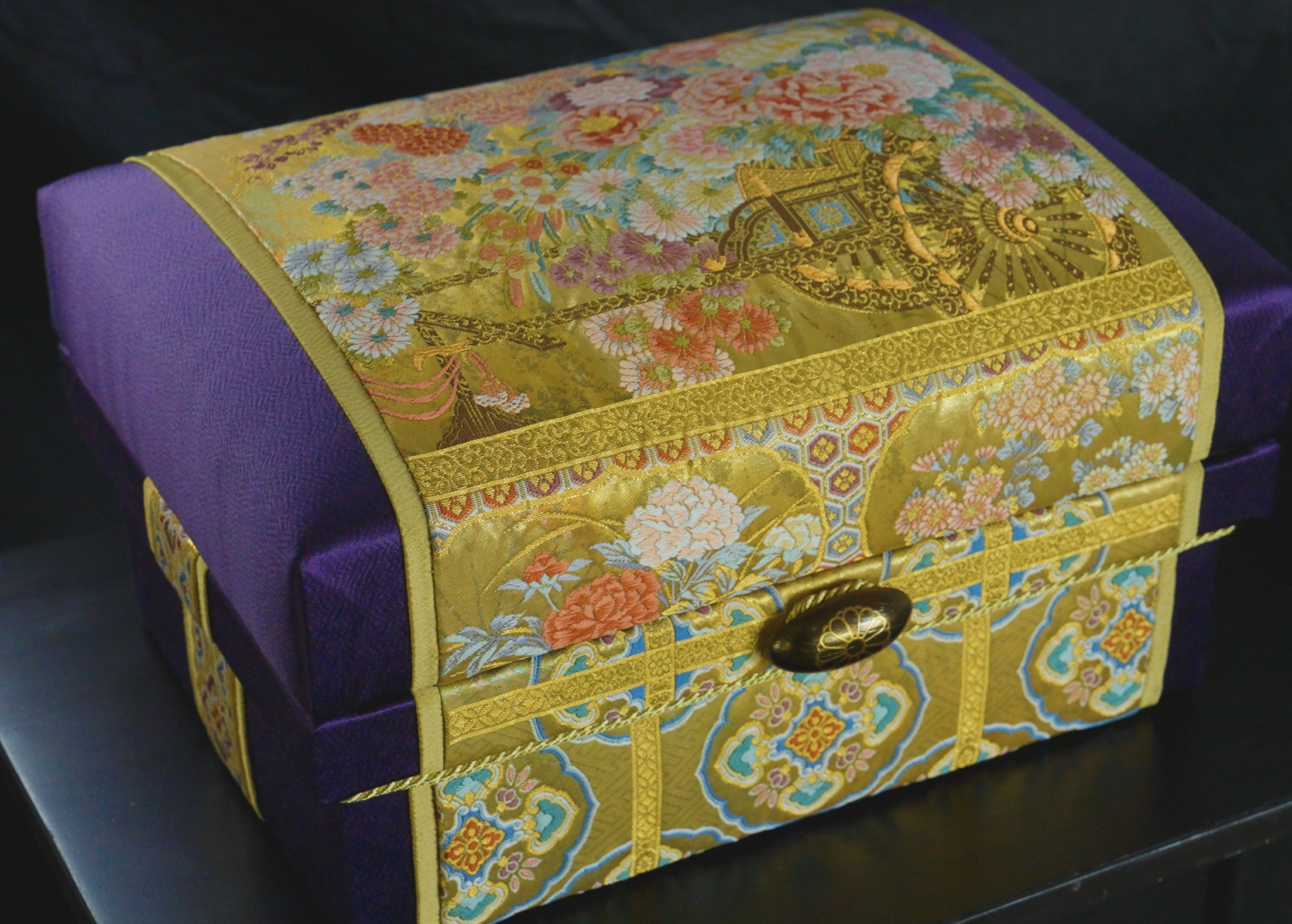 大特価!! 明治記念館オリジナルティアラ Meiji Kinenkan Original Tiara アンティーク雑貨