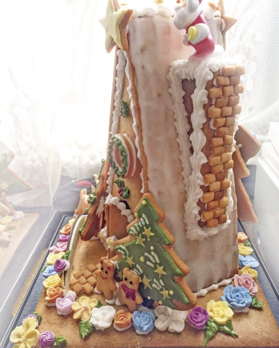 世界にたったひとつ 可愛い 美味しい 体に優しい 天然色素カラフル立体アートクッキーと まるで絵本の中に迷い込んだようなヘクセンハウス お菓子 のお家 のワクワクする世界をお届けします 世界にたったひとつ 可愛い 美味しい 体に優しい 天然色素カラフル立体アートクッキーと まるで絵本の中に迷い込んだようなヘクセンハウス お菓子 のお家 のワクワクする世界をお届けします