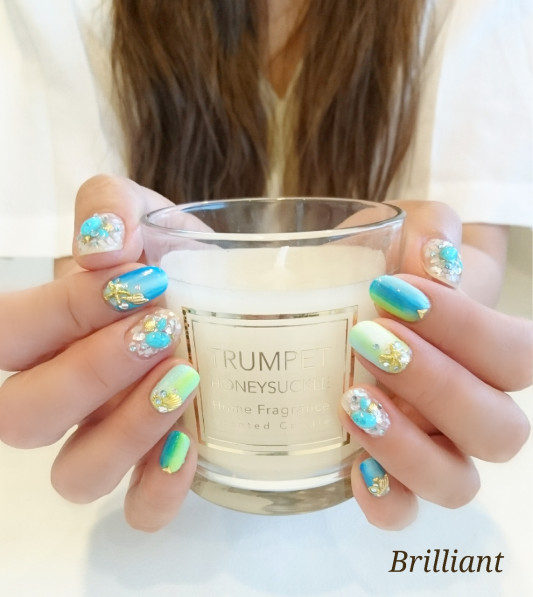 ﾌﾞﾙｰ 蛍光ｲｴﾛｰ シェル 夏ネイル Brilliant Nail Salon