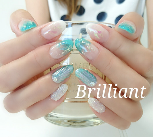 夏ネイル 人魚の鱗 クリアブルー Brilliant Nail Salon