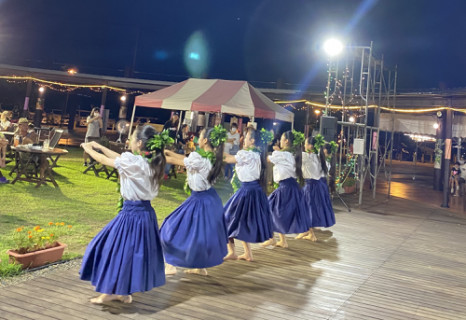 Hula Sister Na Lei Mai Kahikina