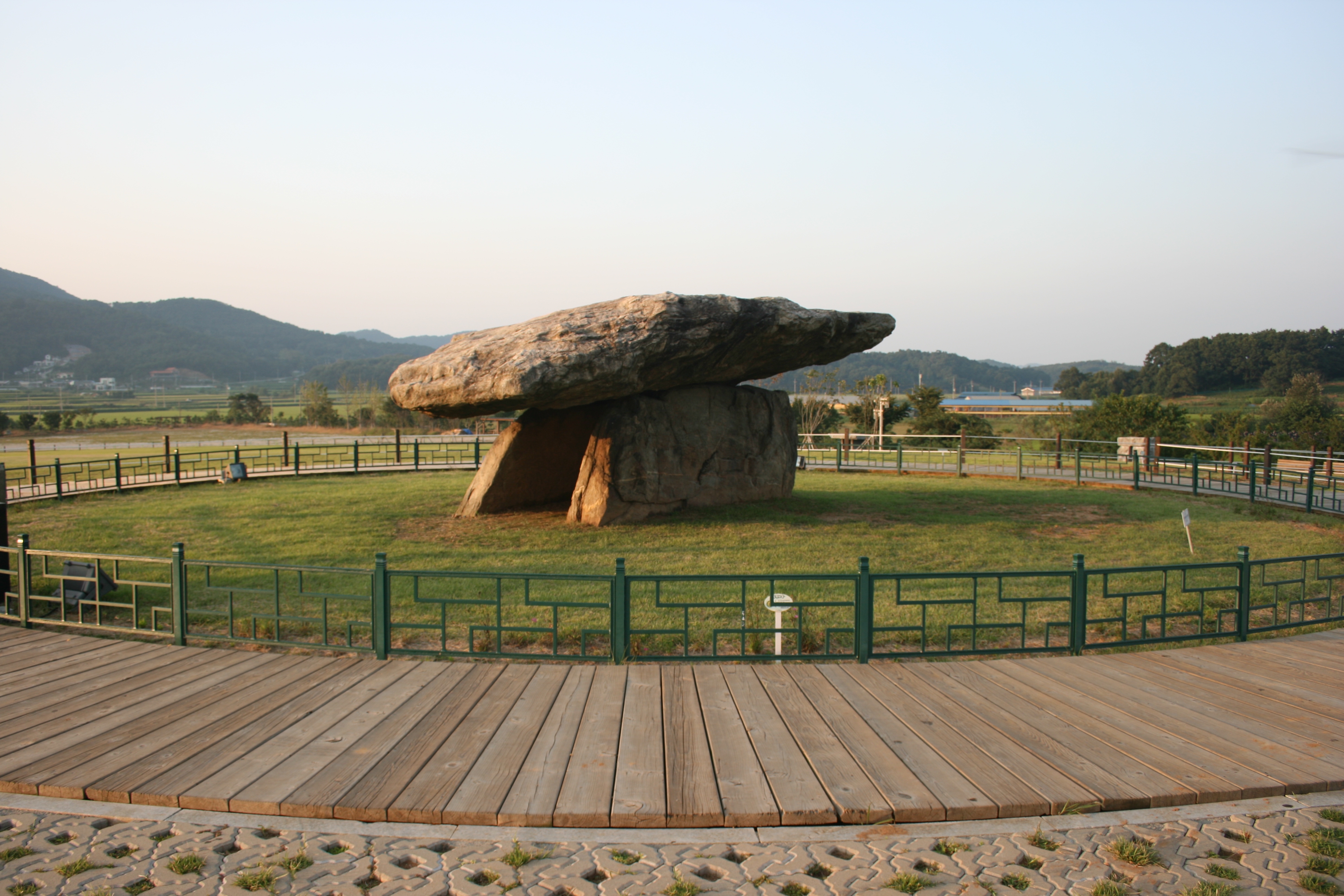高敞、和順、江華の支石墓群跡（韓国） | World Heritage site