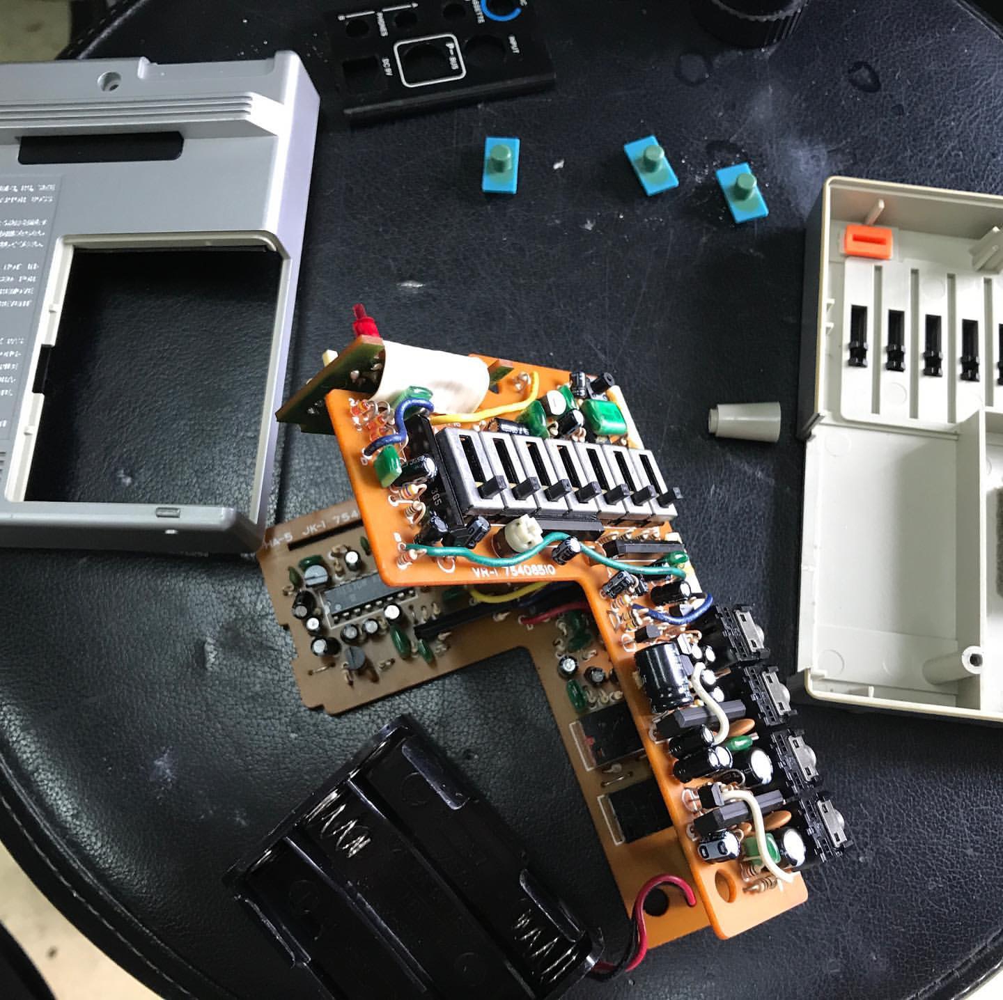 BOSS HEADPHONE AMP HA-5 Play Bus ボス ヘッドフォンアンプ