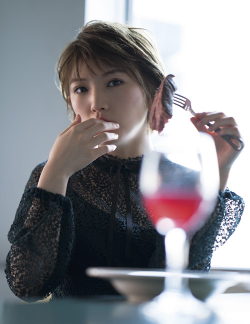 Bubka 4月号 Akb48 岡田奈々 グラビア インタビュー 饗宴 Bubka Web ブブカ ウェブ グラビア 活字アイドルサイト Bubka 4月号 Akb48 岡田奈々 グラビア インタビュー 饗宴 Bubka Web ブブカ ウェブ グラビア 活字アイドルサイト