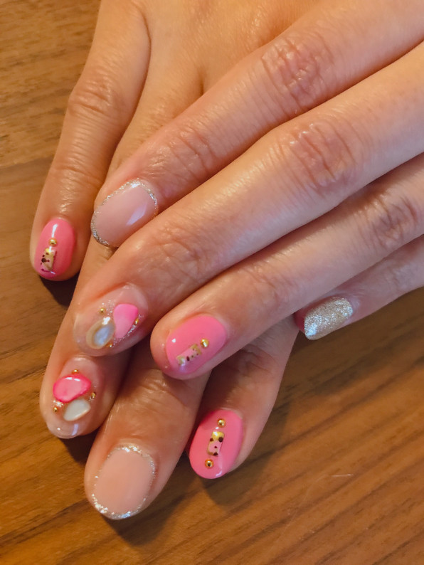 ピンクネイル 大阪南堀江に誕生したジェルネイル専門店 M Nail S エムネイルズ 営業時間10時 最終受付23時迄 毎月ジェルネイル を安く楽しみたい方へ月額コースプランが誕生