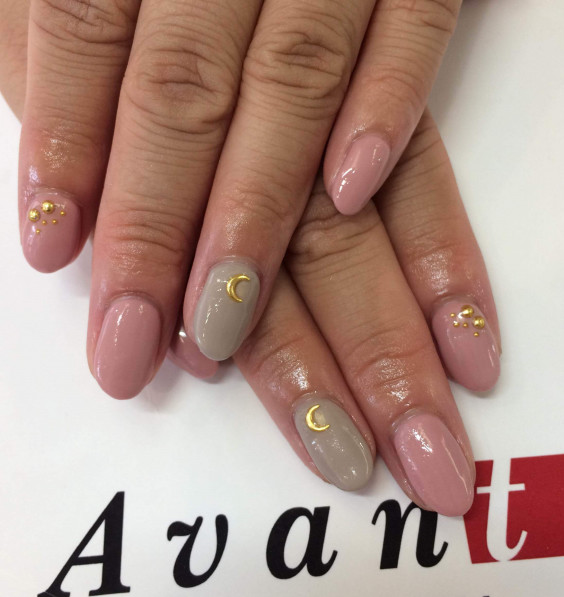 お月さま 伊丹ネイルサロン Nail Gallery Avant アヴァン