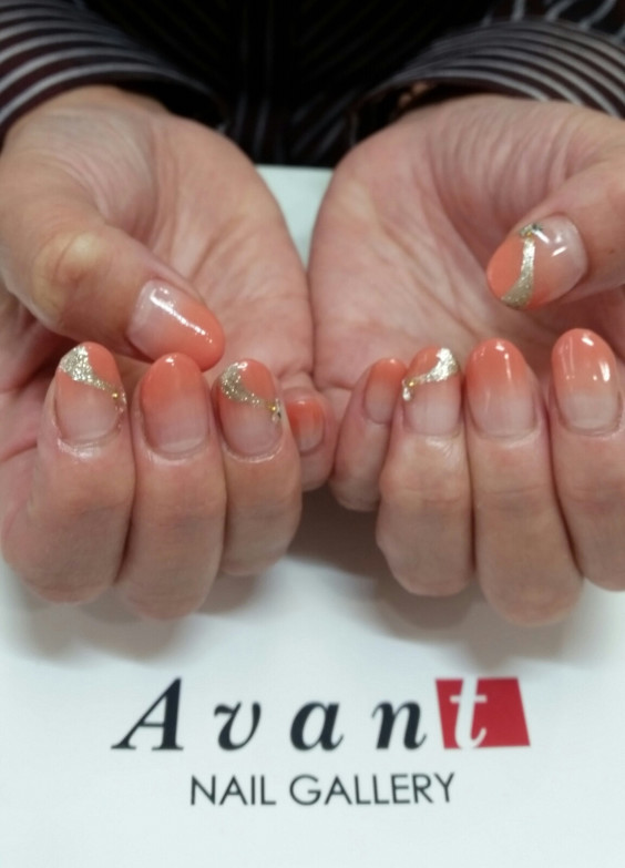 シンプルカラーグラデーション 伊丹ネイルサロン Nail Gallery Avant アヴァン