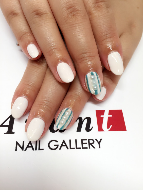 ストライプネイル 4960 伊丹ネイルサロン Nail Gallery Avant アヴァン